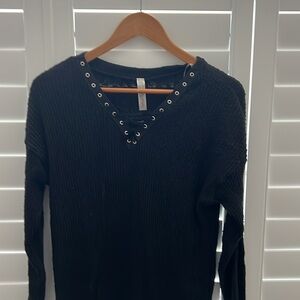 NWOT Women’s My Story Black Ribbed Long Sleeve Lace Up Tunic Sweater